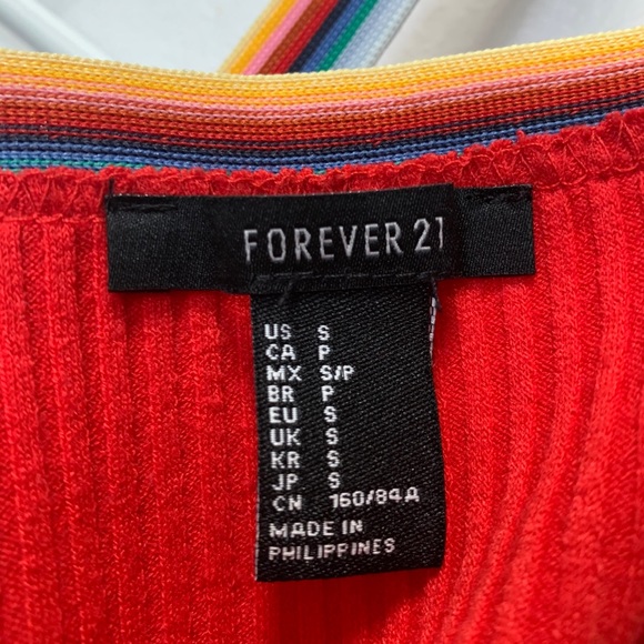 3/$20! ✨ Cross back crop top cami - Picture 4 of 4